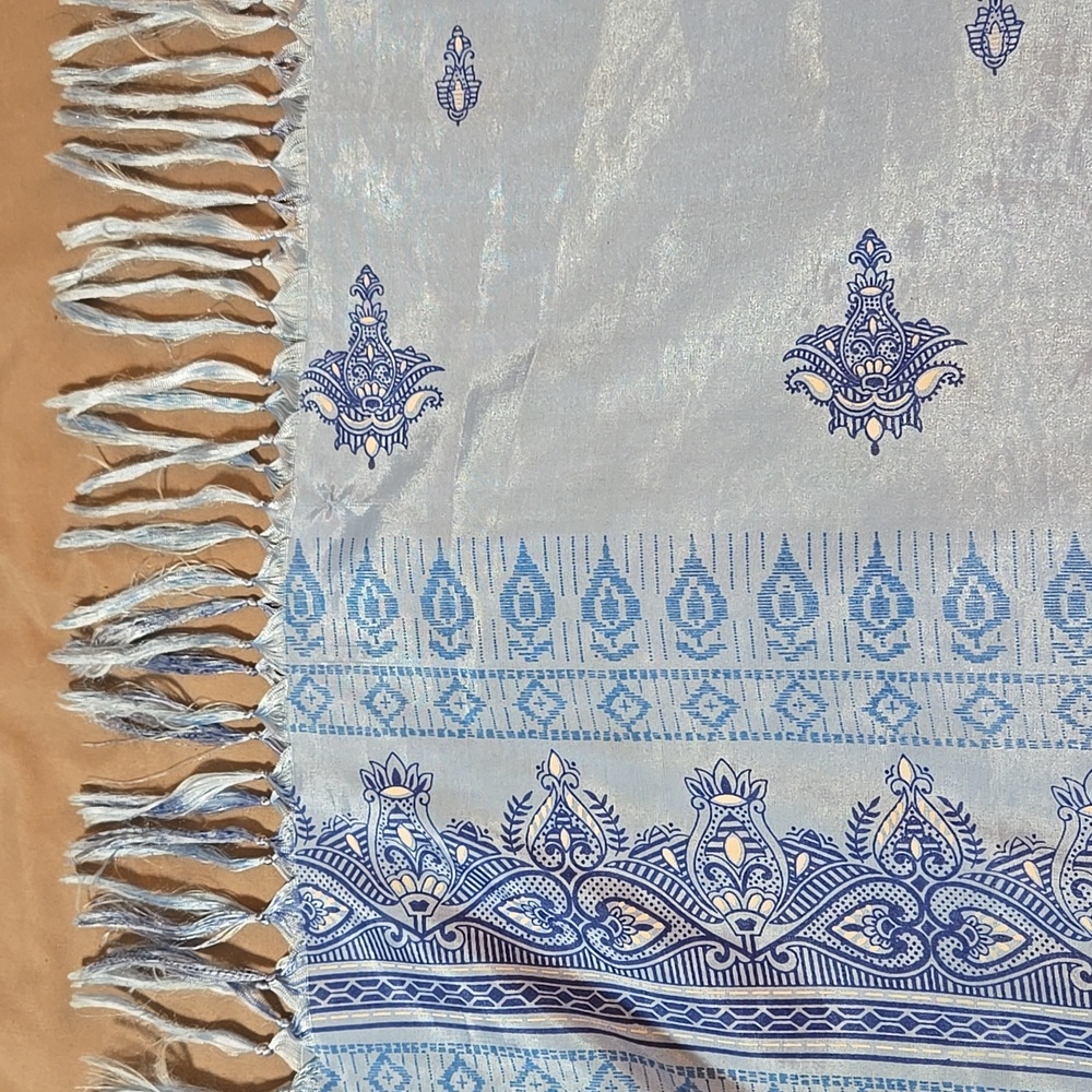 Cleopatra Scarf/Shawl. Pretty blue colors 💙